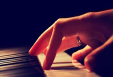 虎扑篮球体育：[图]詹姆斯准三双浓眉30+13 客场不敌火箭.